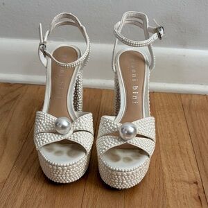 Gianni Bini Cream Pearl Kemara Heels